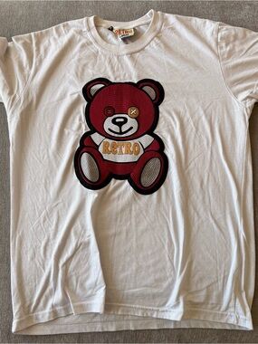 Retro Label Men’s White Tee with Red 'Retro' Teddy Bear Graphic (XL)